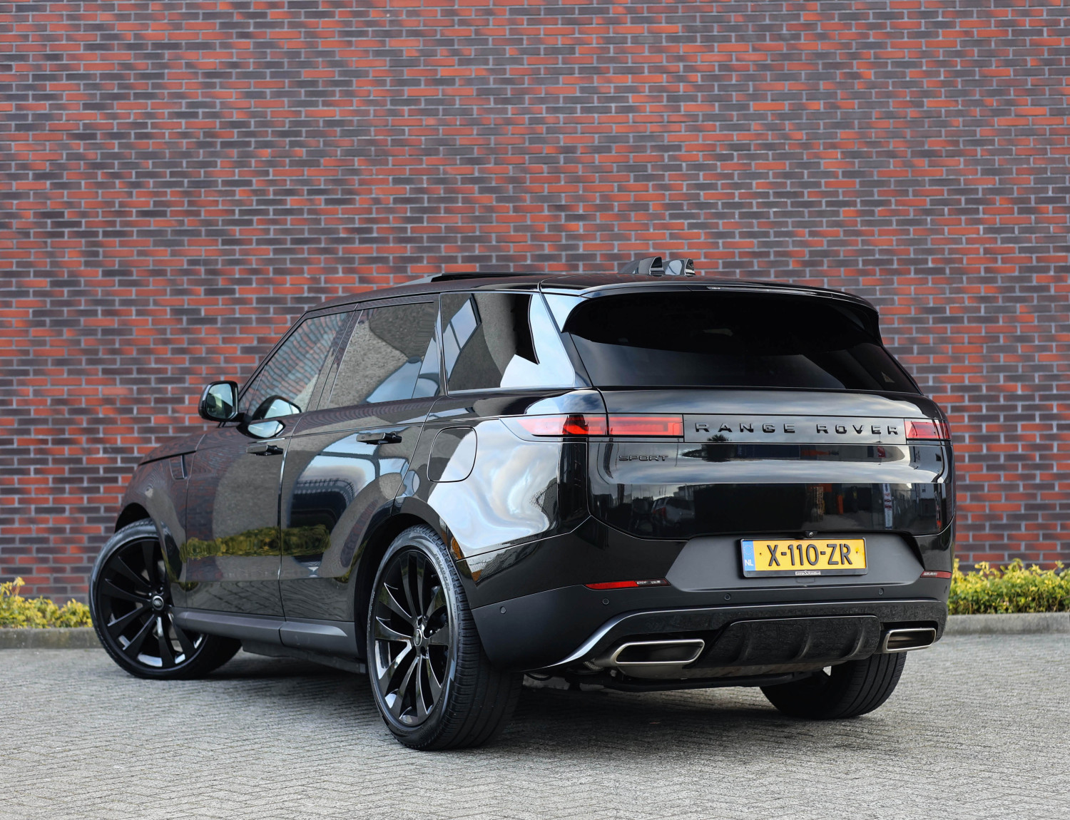 Land Rover Range Rover Sport P460e Dynamic