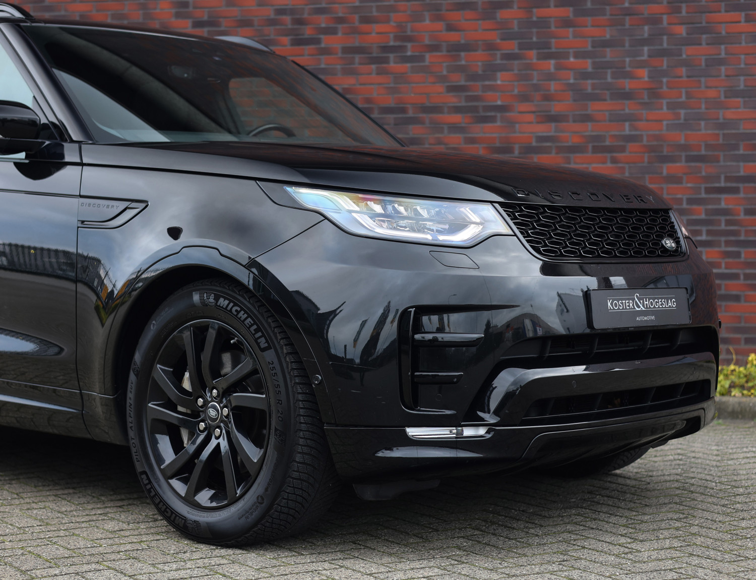 Land Rover Discovery 3.0 TD6 Landmark Edition
