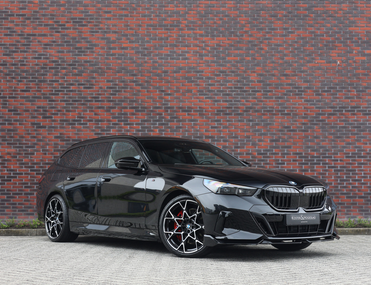 BMW 5 Serie Touring 550e xDrive