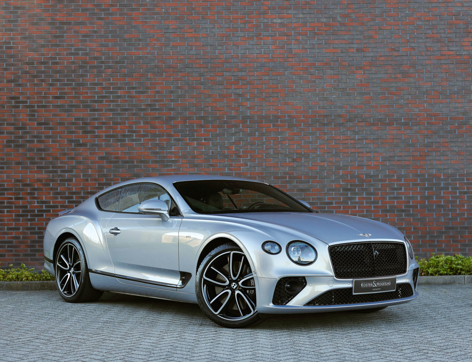 Bentley Continental GT 4.0 V8