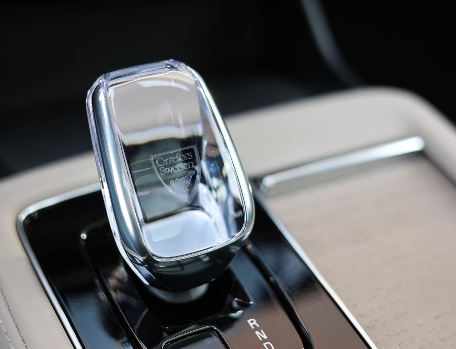 Volvo XC90 T8 Plug-in hybrid AWD Ultra Dark