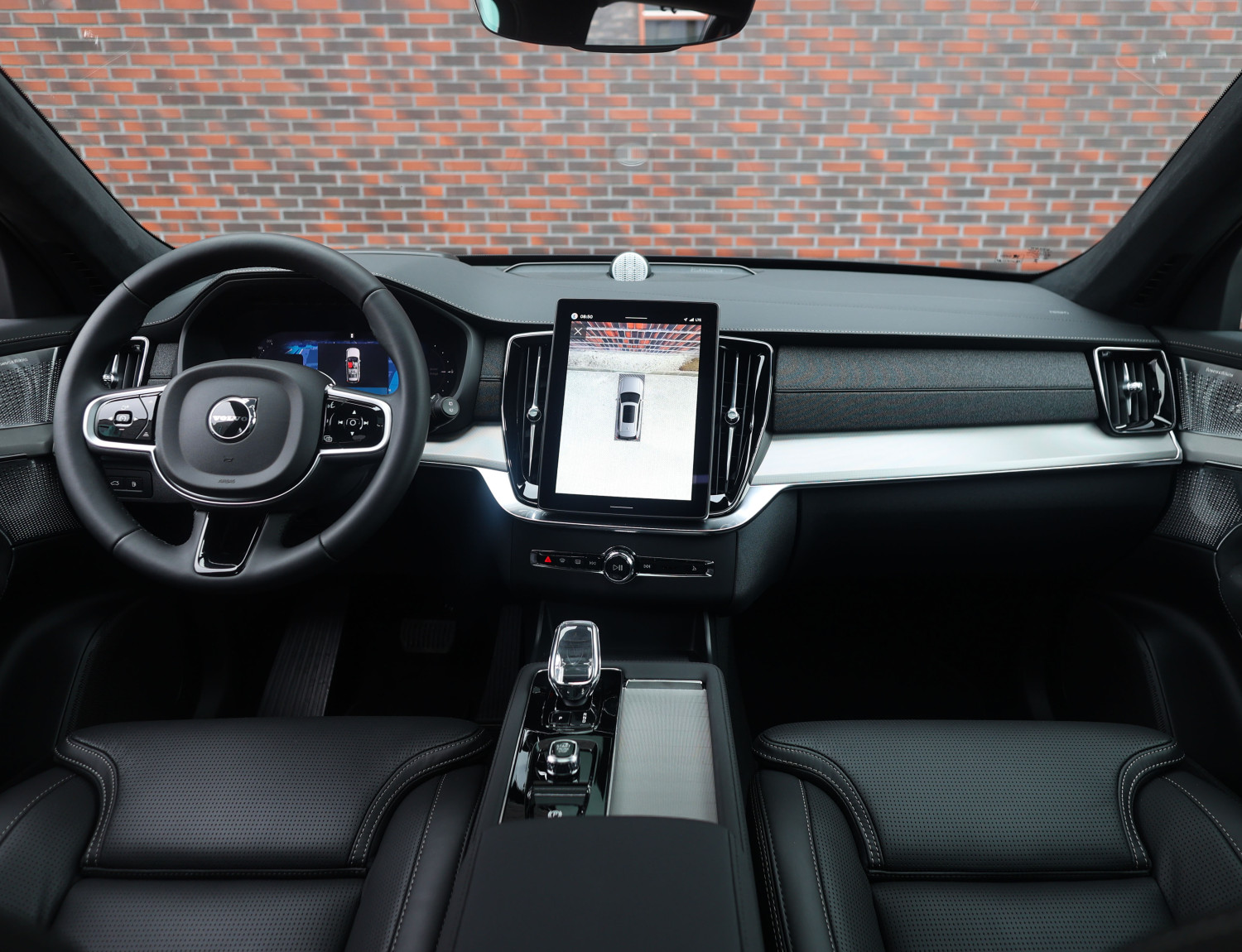 Volvo XC90 T8 AWD Ultra Black Edition