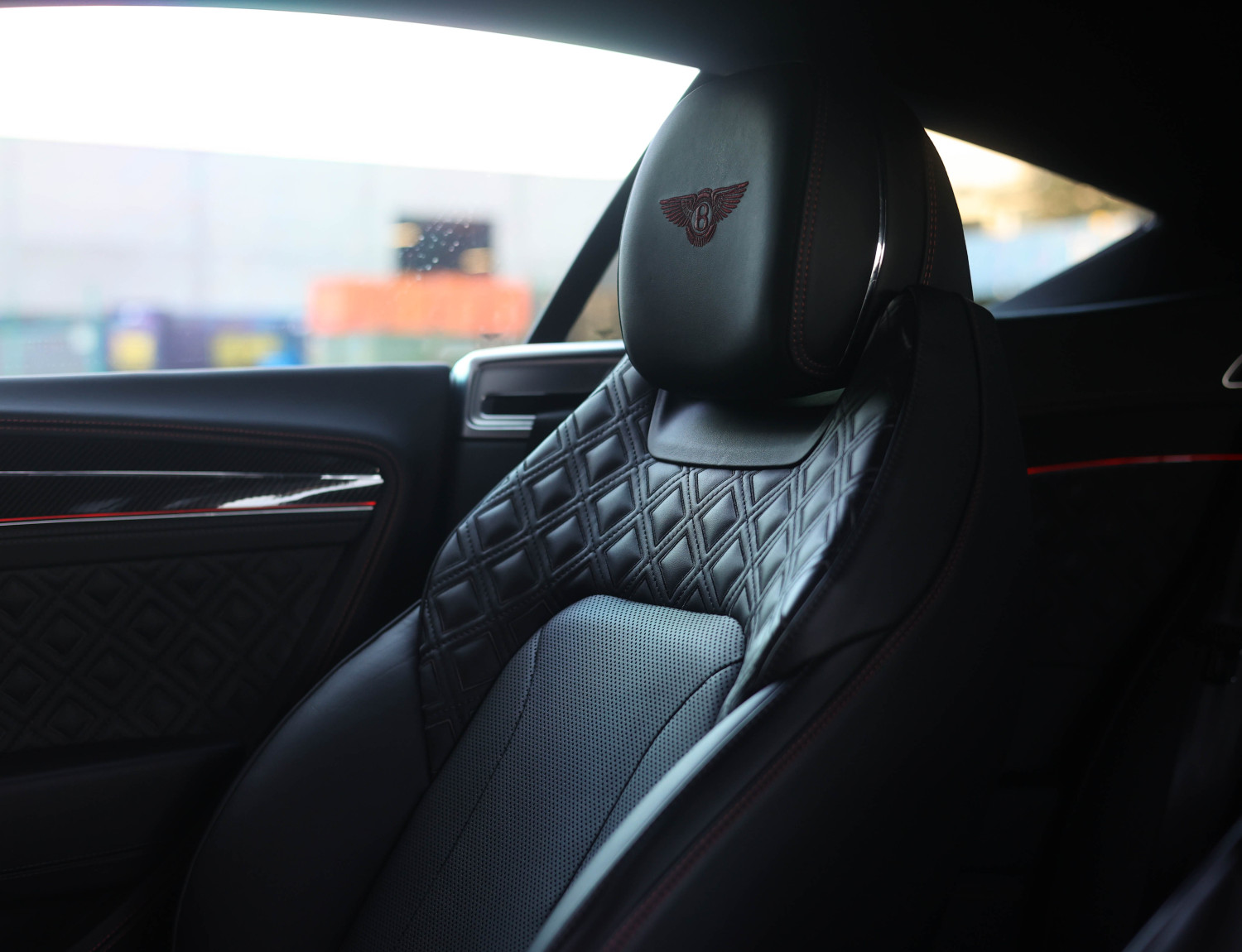 Bentley Continental GT 4.0 V8