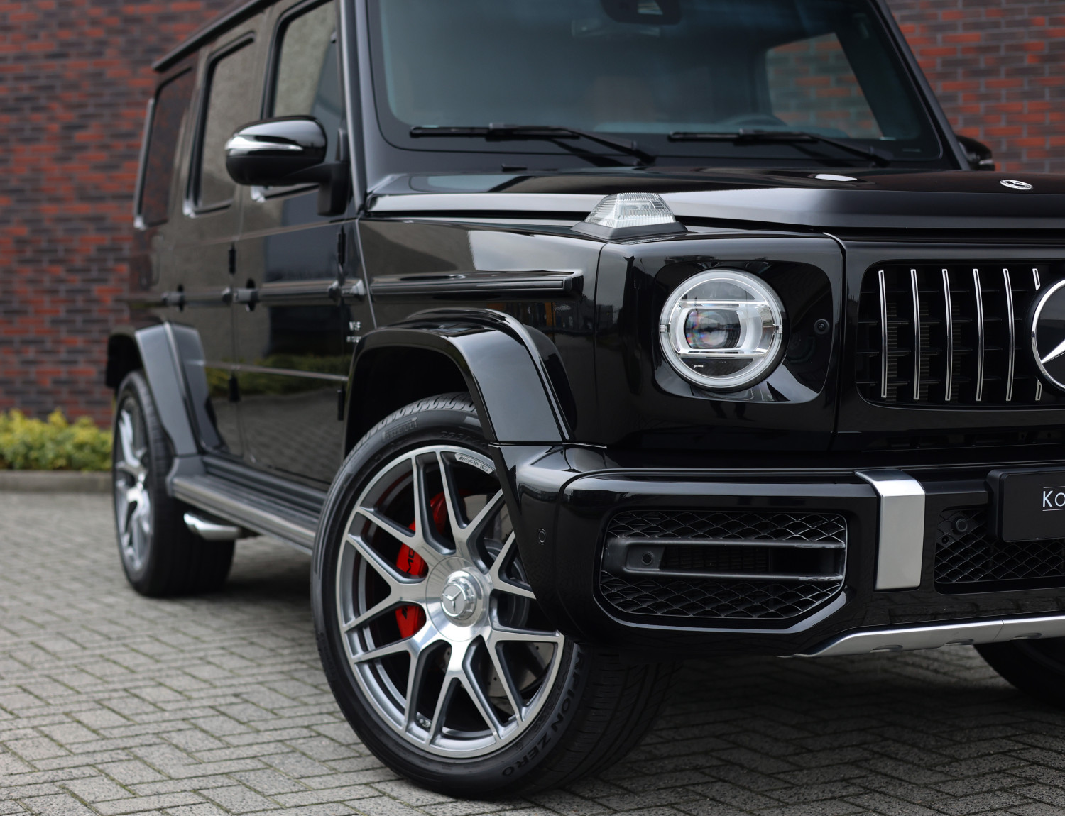 Mercedes-Benz G-Klasse 63