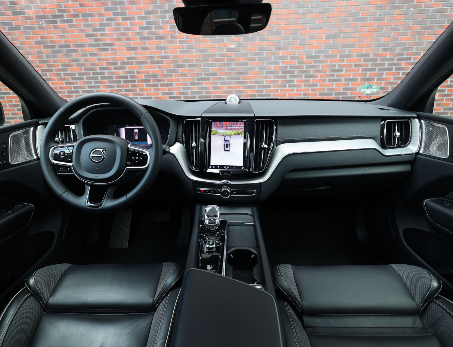 Volvo XC60 T8 AWD Ultimate Dark