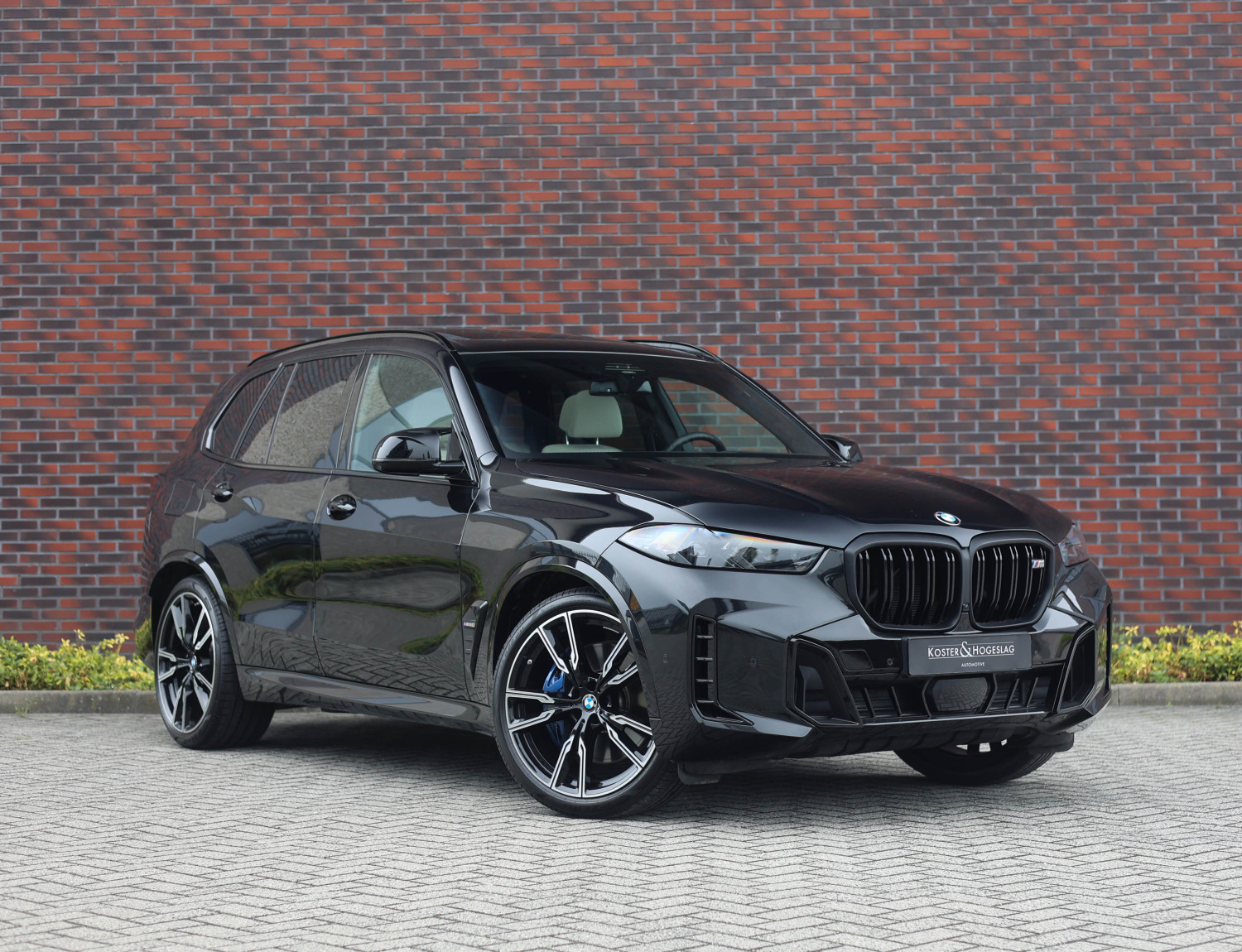 BMW X5 M60i xDrive