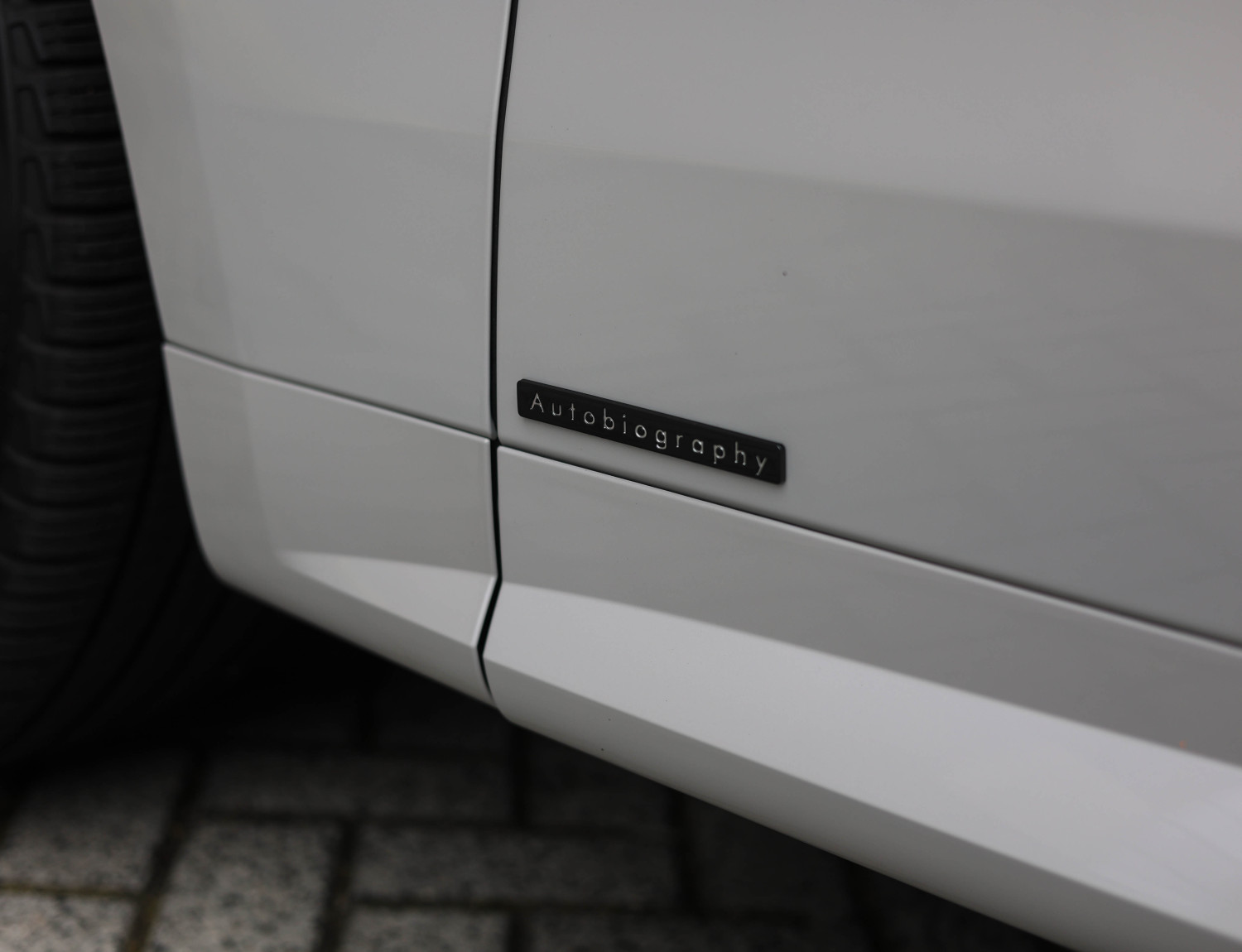 Land Rover Range Rover Sport P550e Autobiography