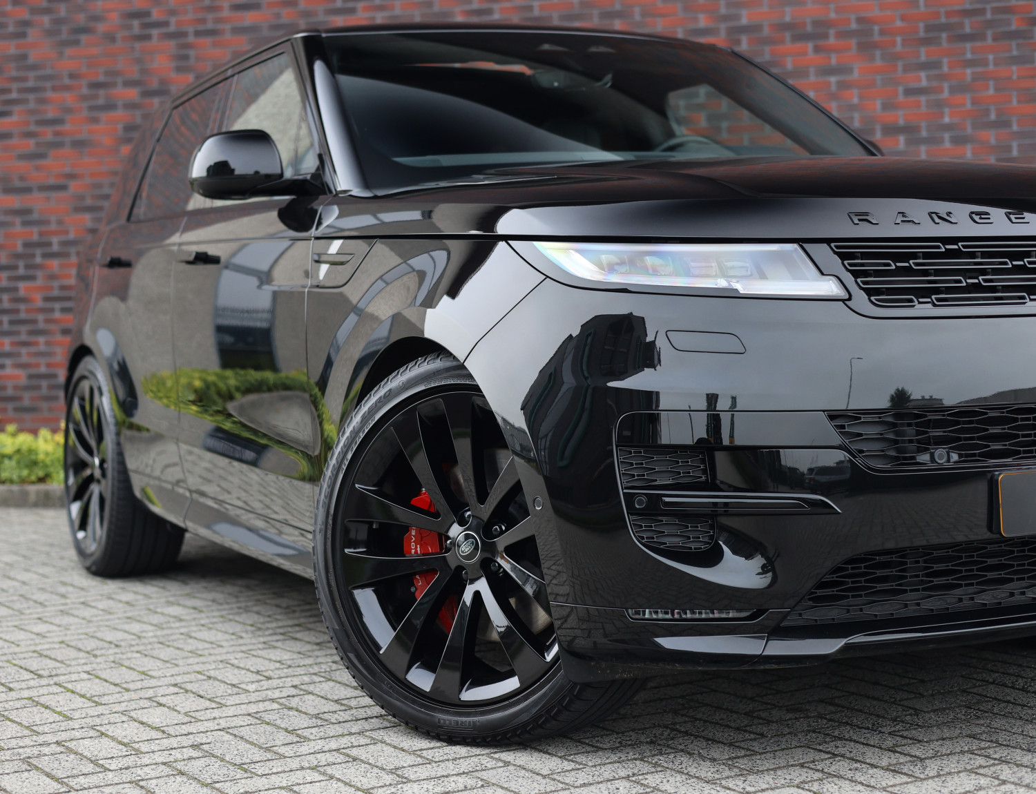 Land Rover Range Rover Sport P460e Dynamic SE