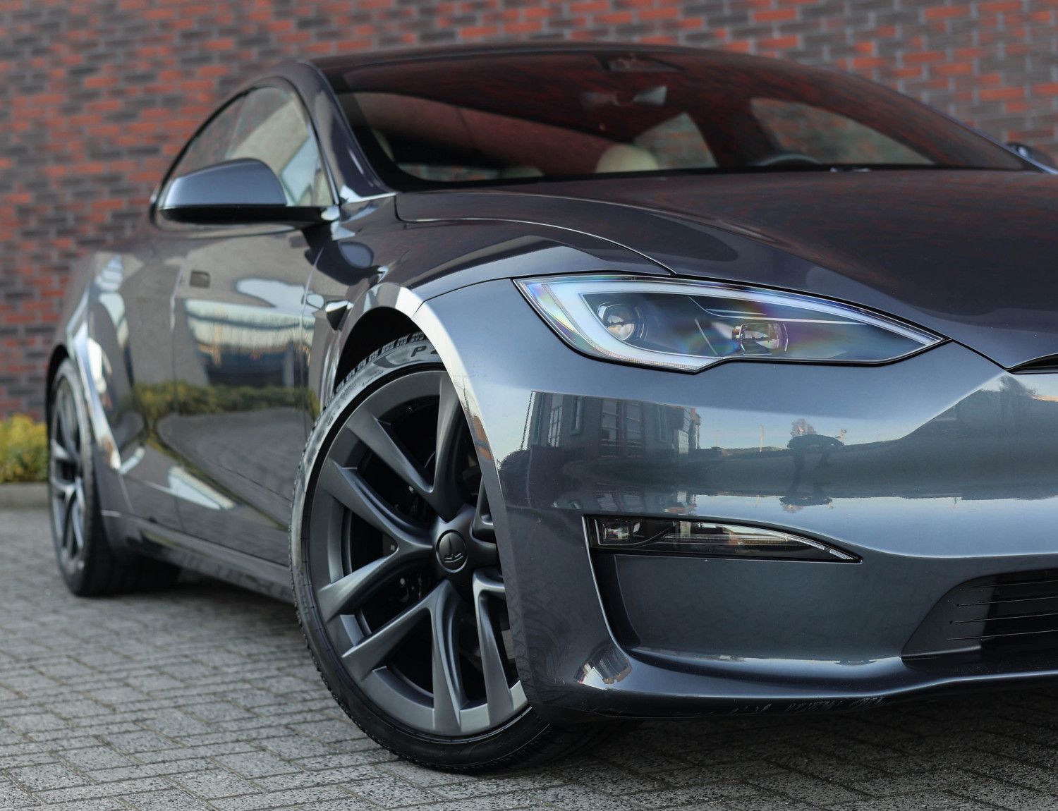 Tesla Model S Long Range