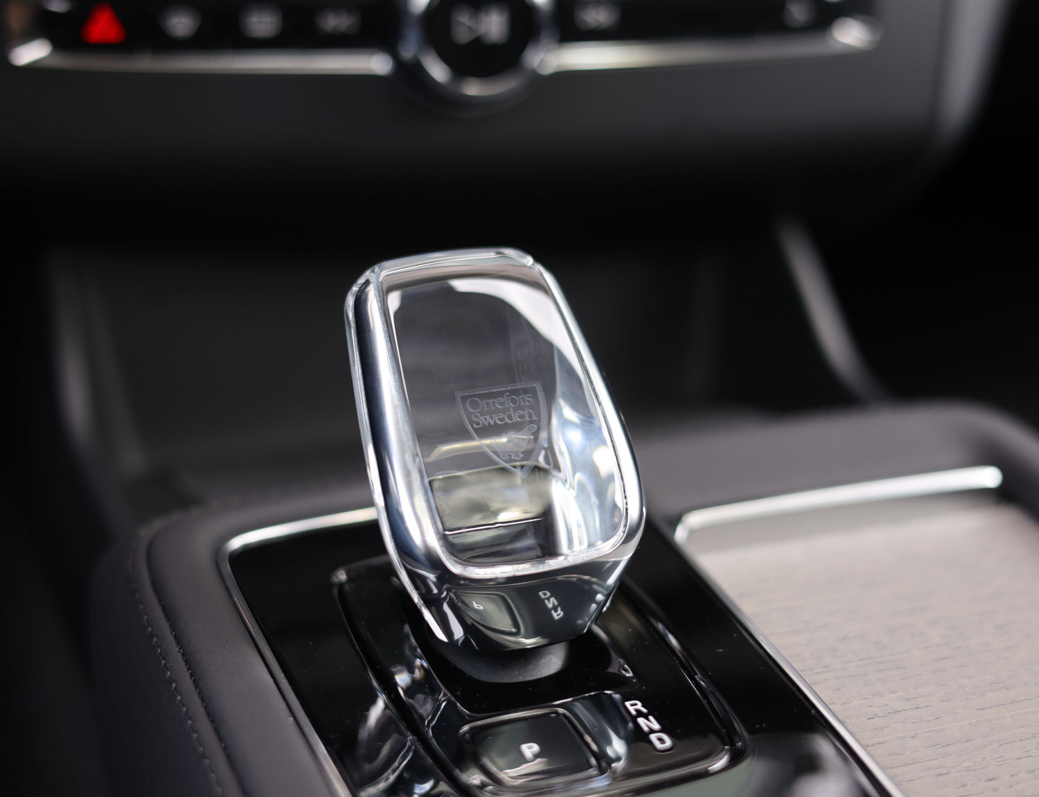 Volvo XC90 T8 AWD Ultra Dark