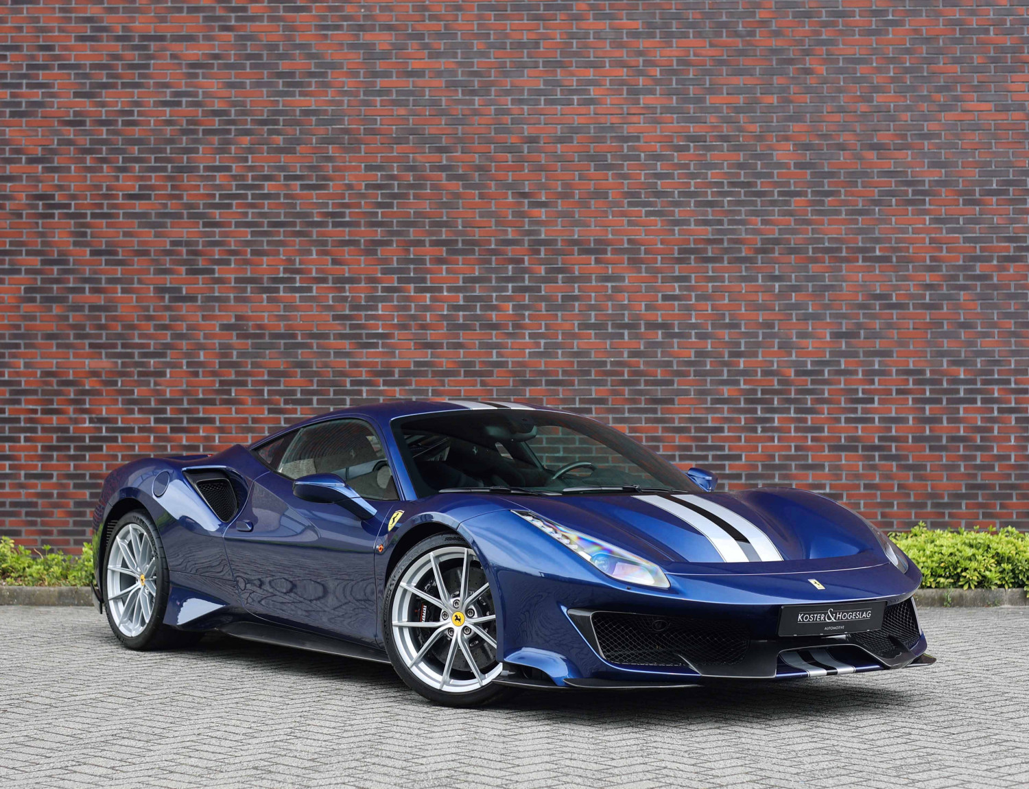 Ferrari 488 3.9 Pista