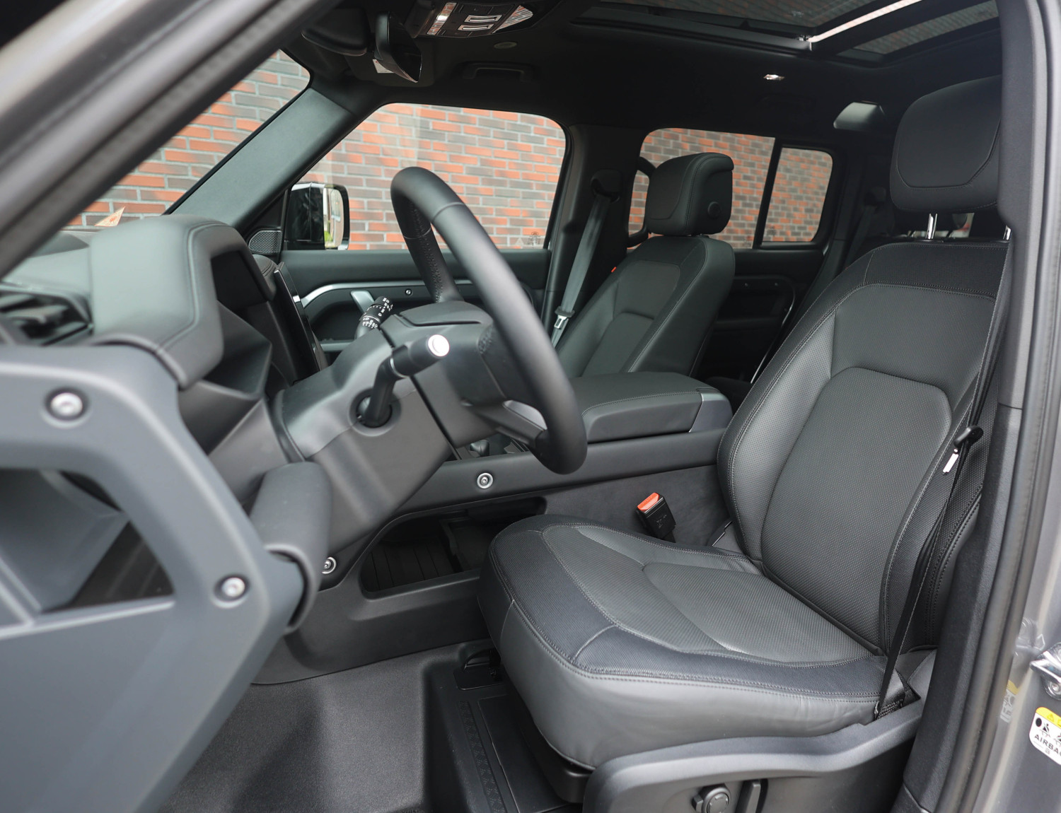 Land Rover Defender 110 P400e 110 X-Dynamic HSE