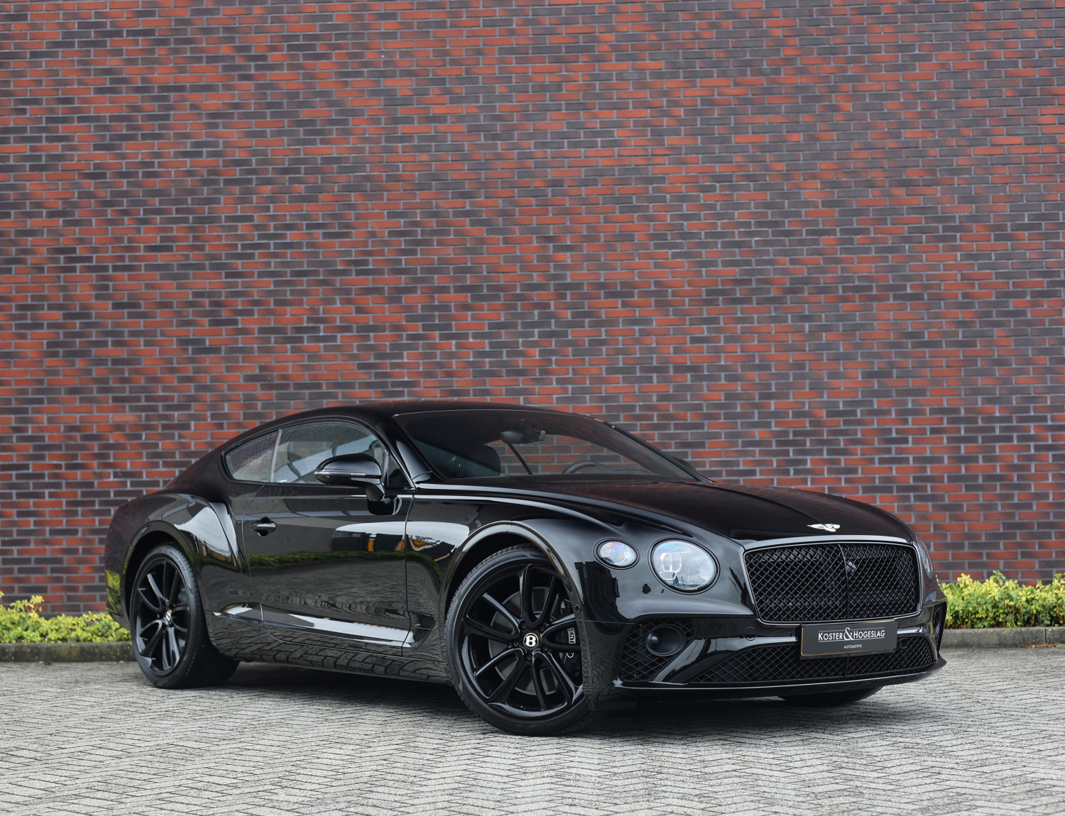 Bentley Continental GT 4.0 V8