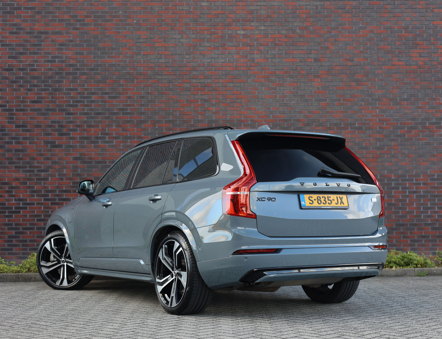 Volvo XC90 T8 Recharge AWD Ultimate Dark