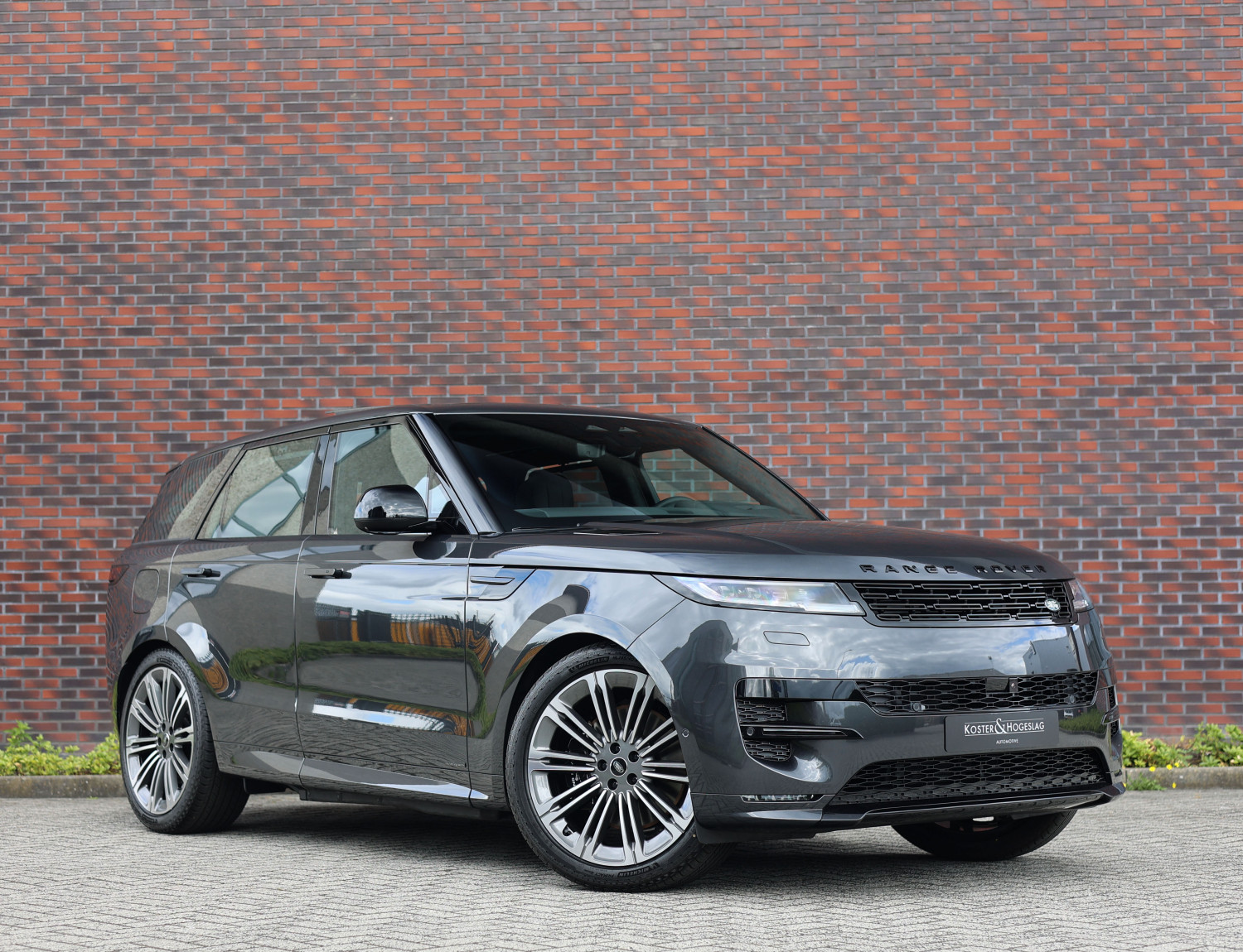 Land Rover Range Rover Sport P550e Autobiography