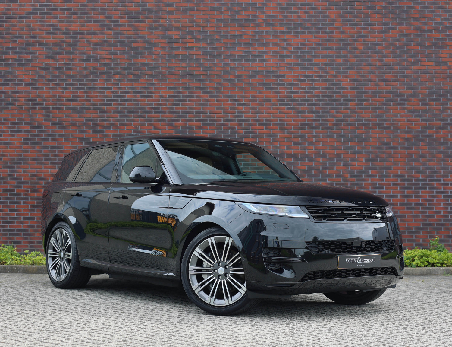 Land Rover Range Rover Sport 3.0 P440e Dynamic