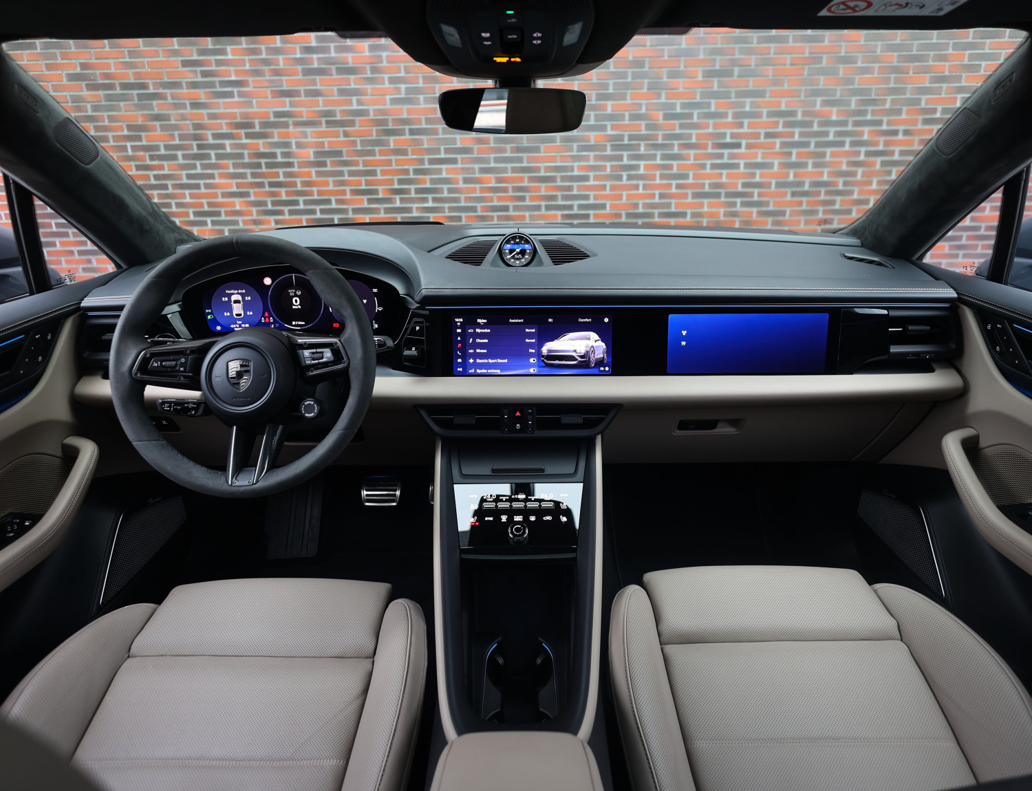 Porsche Macan Turbo 100 kWh