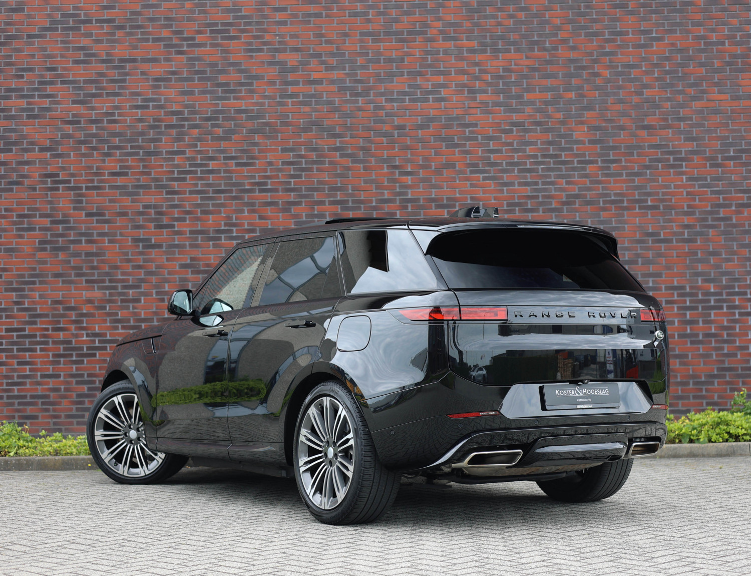Land Rover Range Rover Sport 3.0 P440e Dynamic