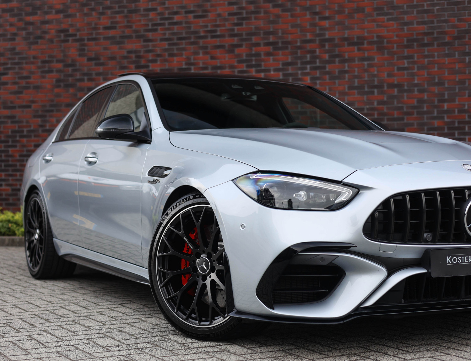 Mercedes-Benz C-Klasse AMG 63 S E Performance