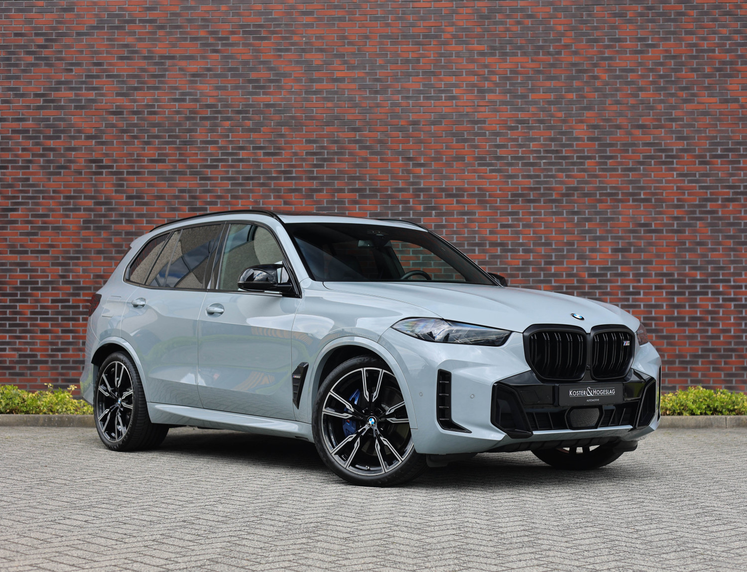 BMW X5 M60i xDrive