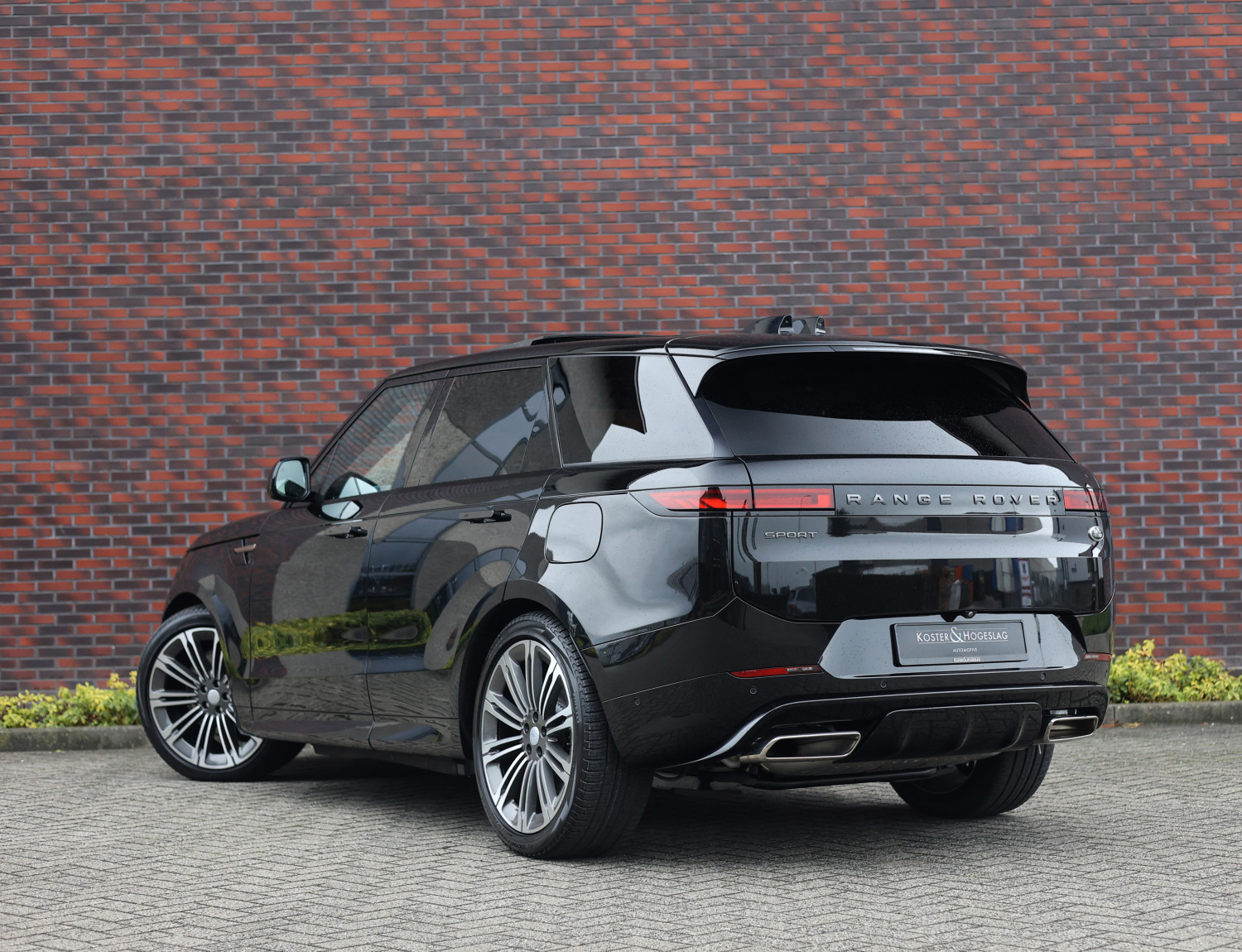 Land Rover Range Rover Sport P510e First Edition