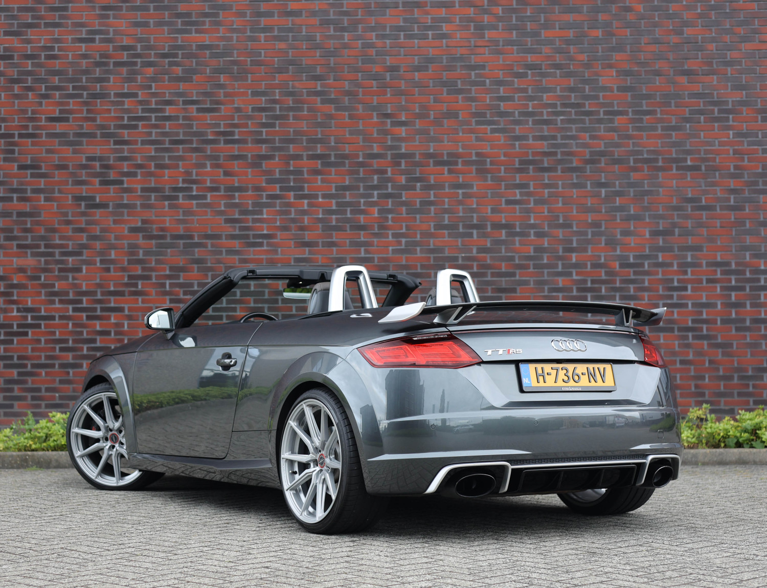 Audi TTRS Roadster 2.5 TFSI Quattro