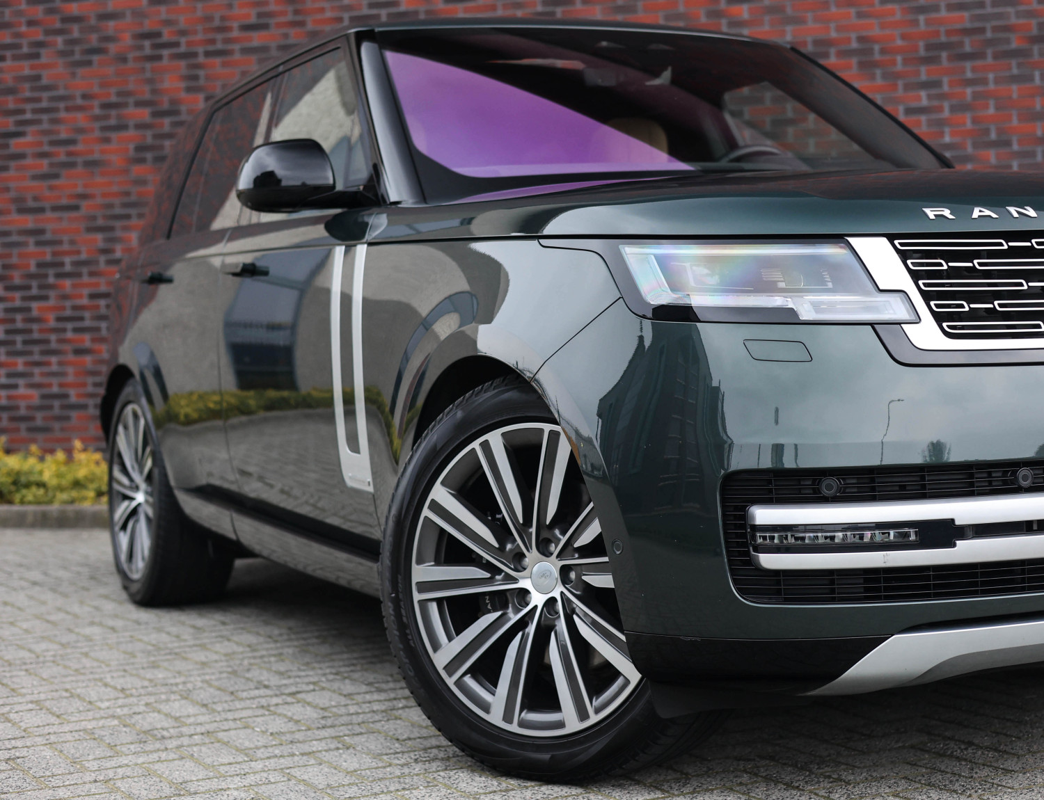 Land Rover Range Rover D350 Autobiography