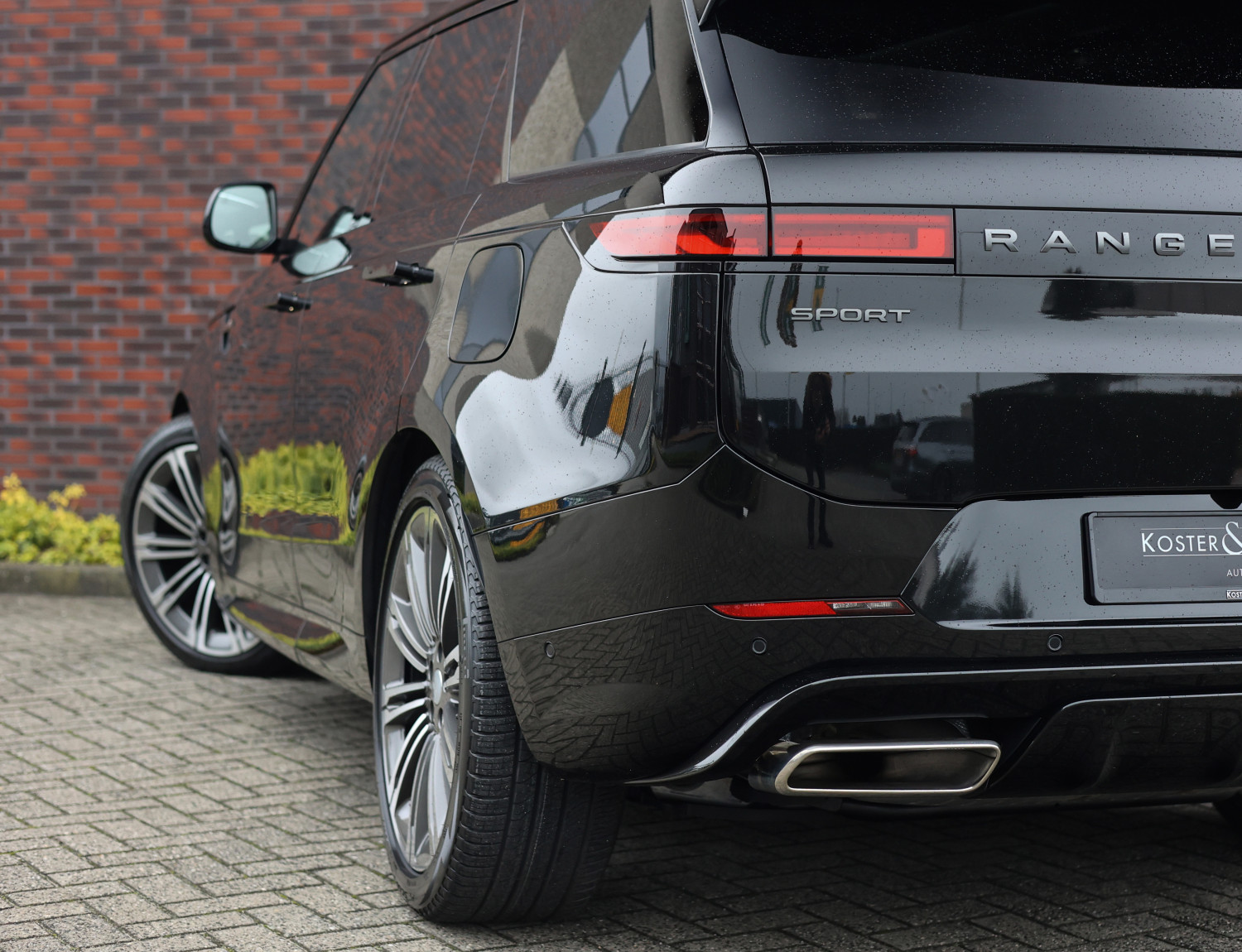 Land Rover Range Rover Sport P510e First Edition