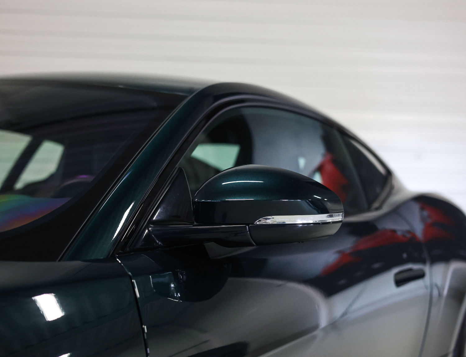Jaguar F-Type P300 RWD R-Dynamic