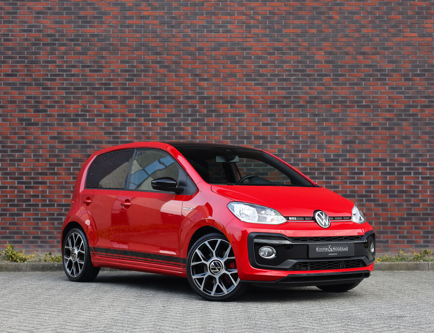 Volkswagen up! 1.0 TSI GTI