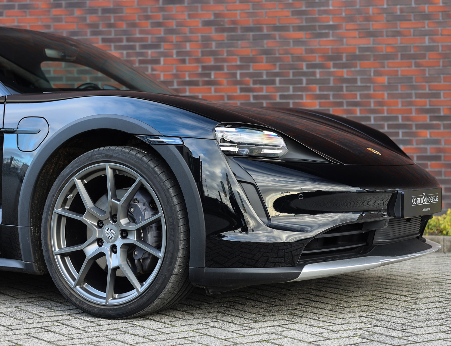 Porsche Taycan Cross Turismo 4 93 kWh