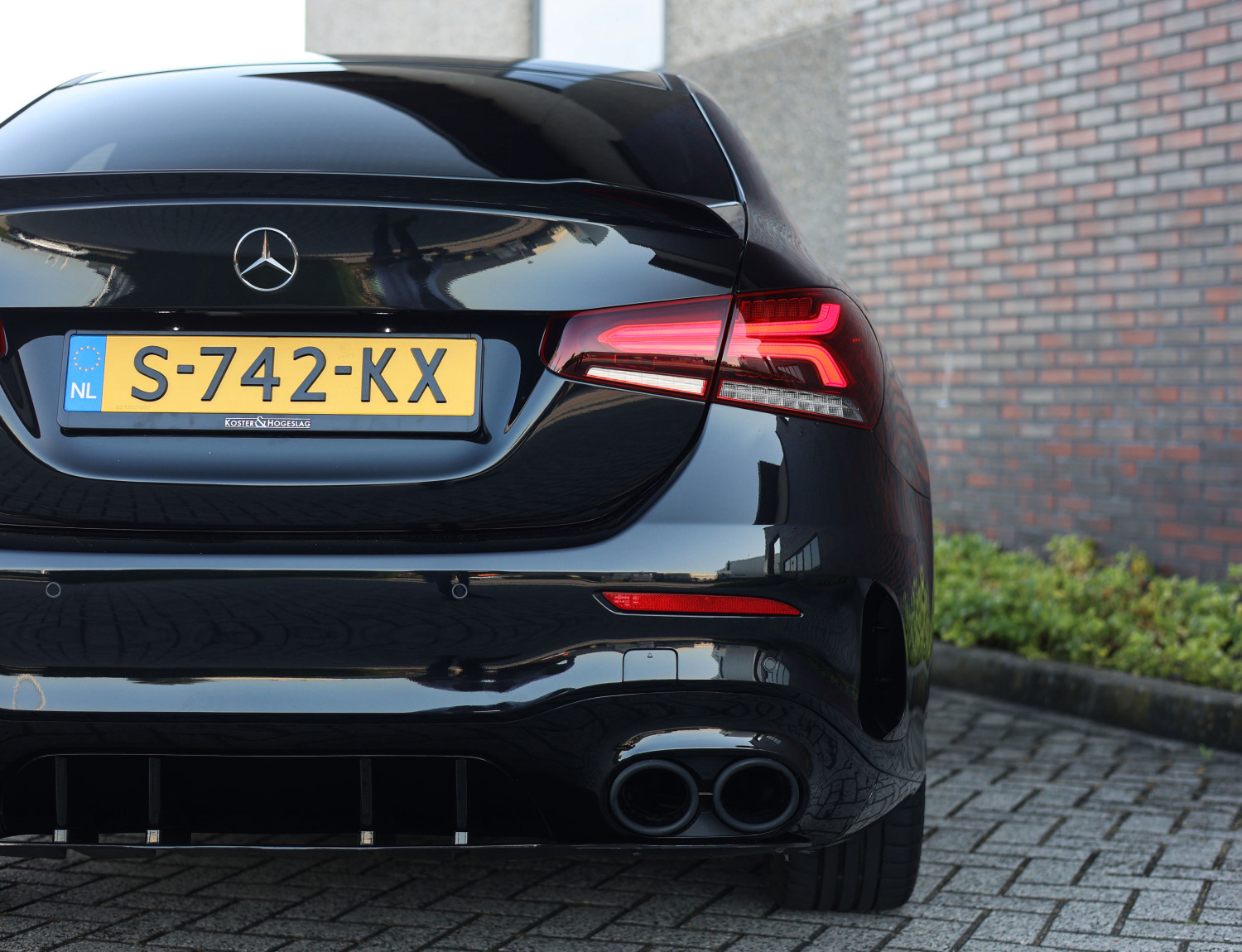 Mercedes-Benz A-Klasse 250 e Premium Plus
