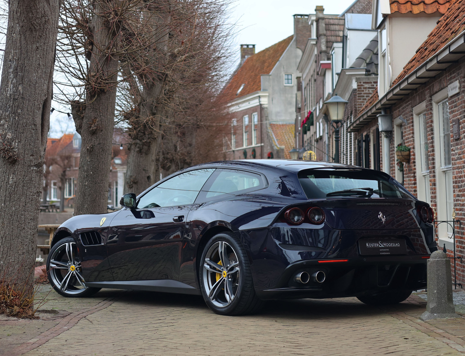 Ferrari GTC4Lusso 6.3 V12