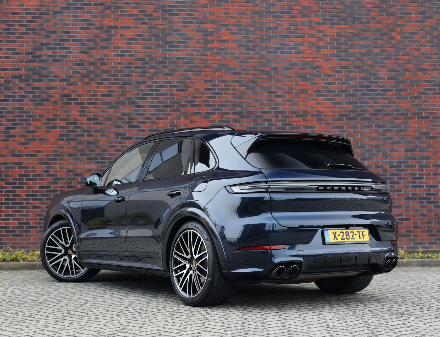 Porsche Cayenne 4.0 Turbo E-Hybrid
