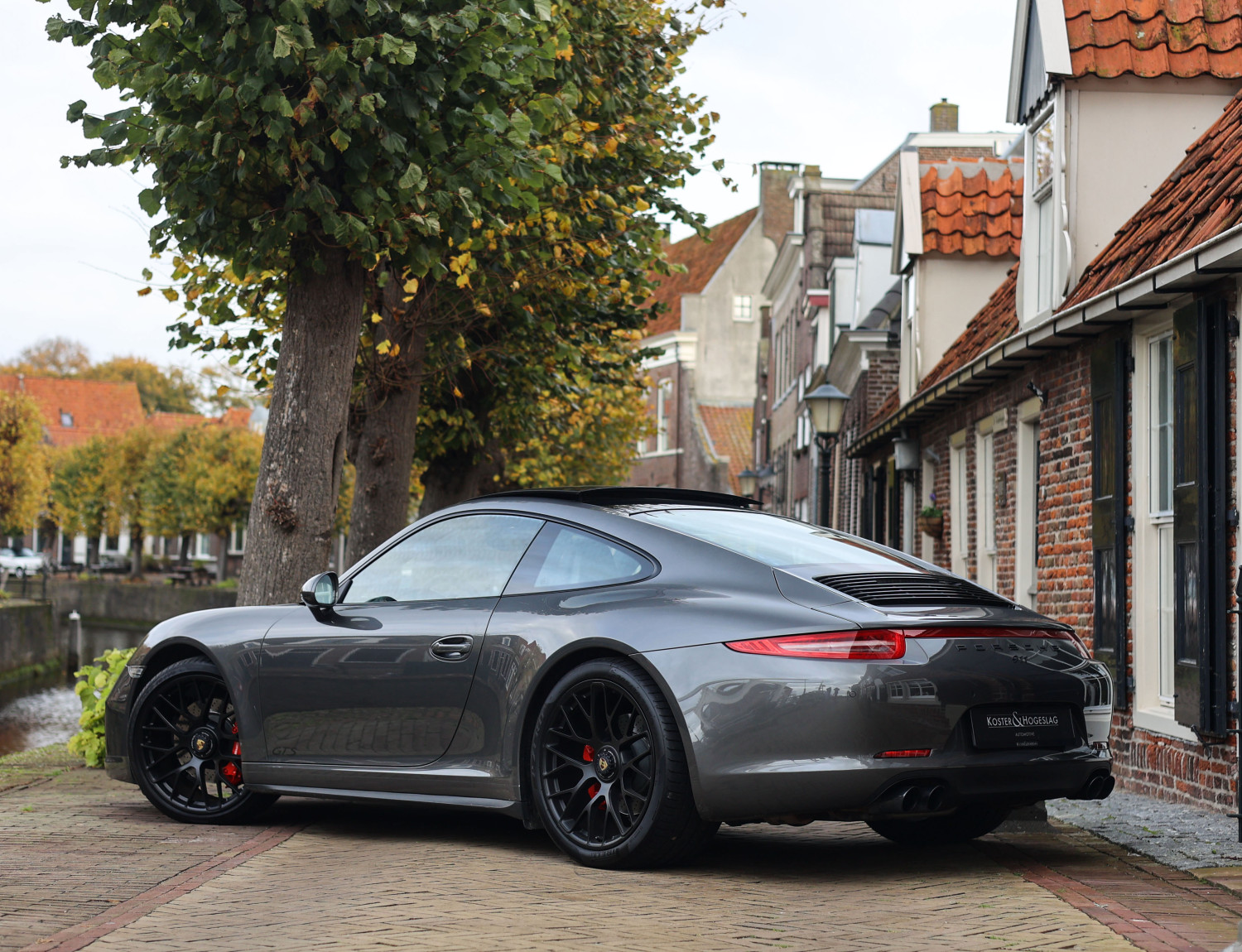 Porsche 911 3.8 Carrera 4 GTS