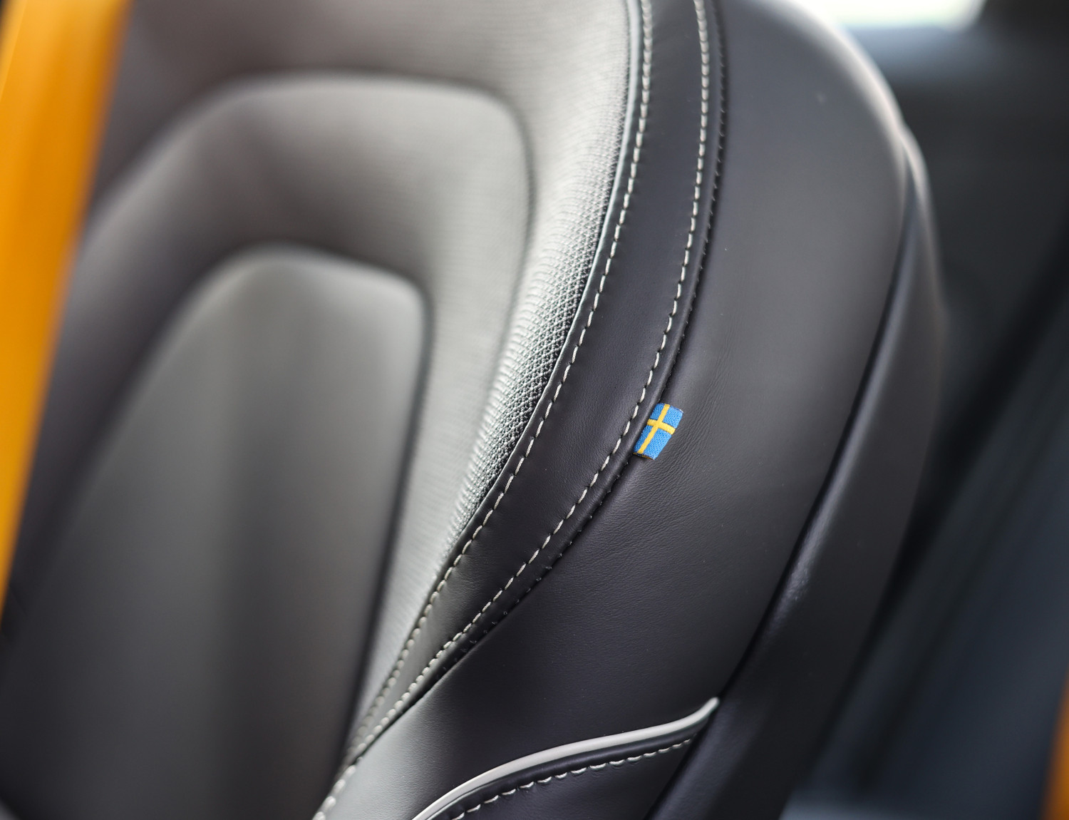 Volvo XC60 T8 AWD Polestar Engineered