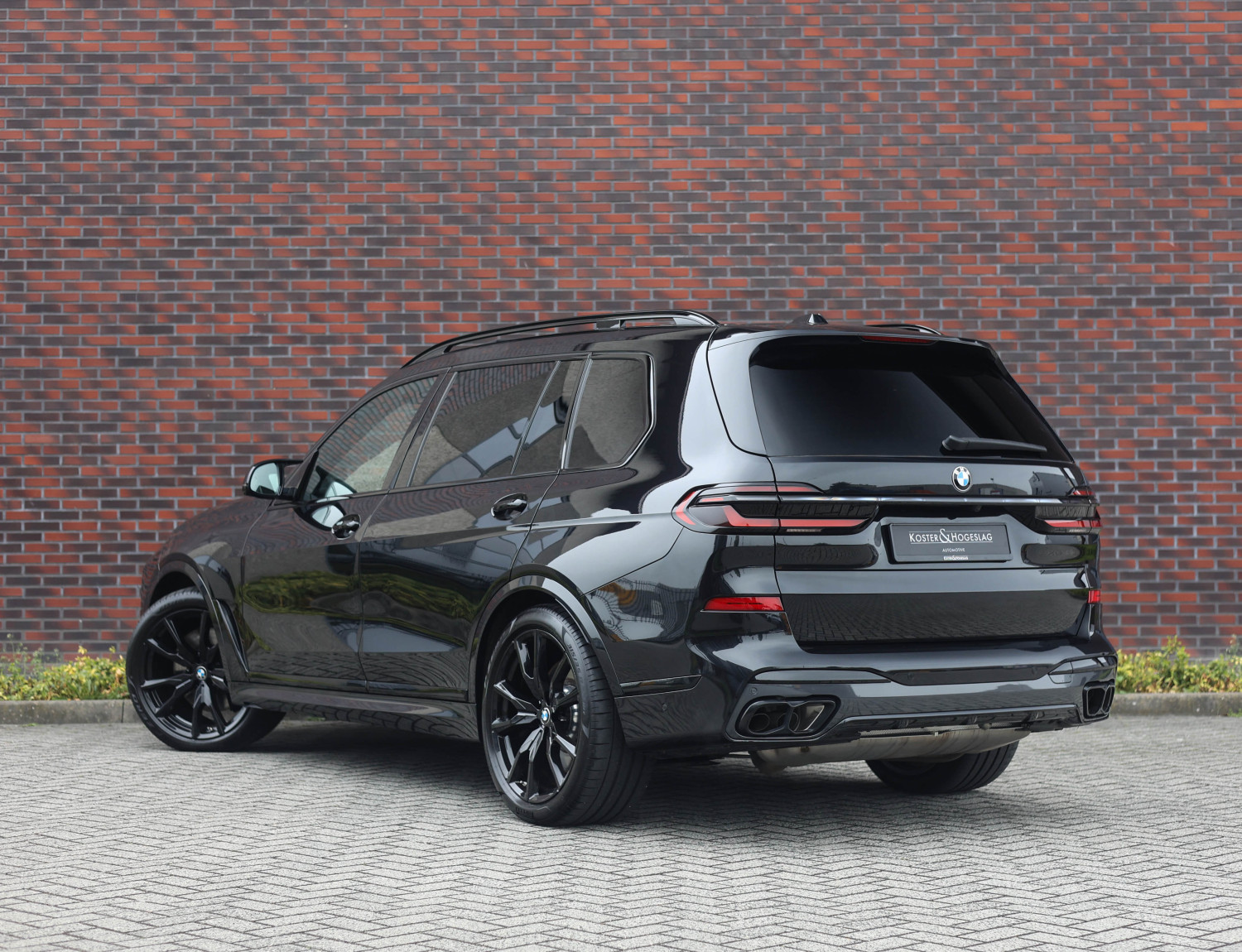 BMW X7 M60i xDrive