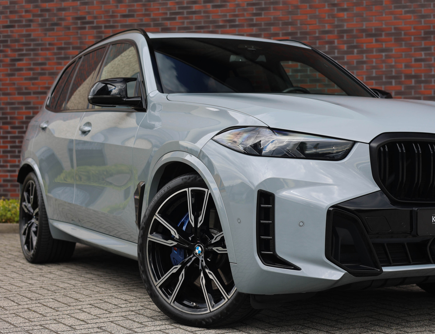 BMW X5 M60i xDrive
