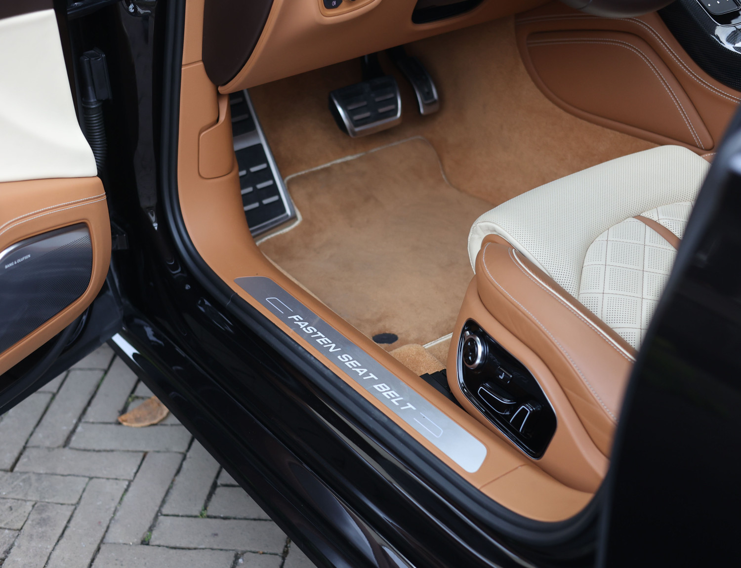 Audi S8 Plus 4.0 TFSI Quattro