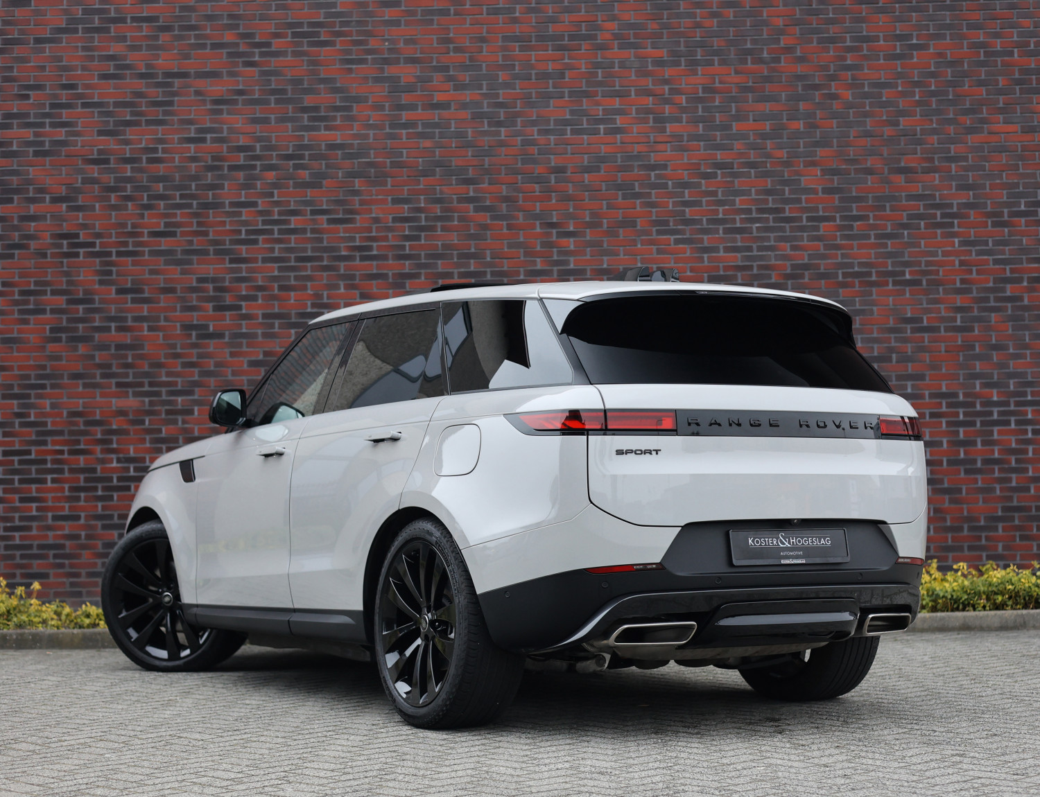 Land Rover Range Rover Sport P460e Dynamic
