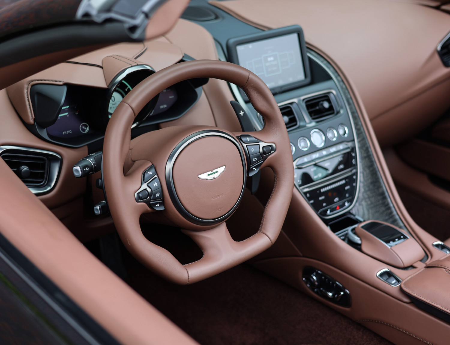 Aston Martin DBS Volante 5.2 V12