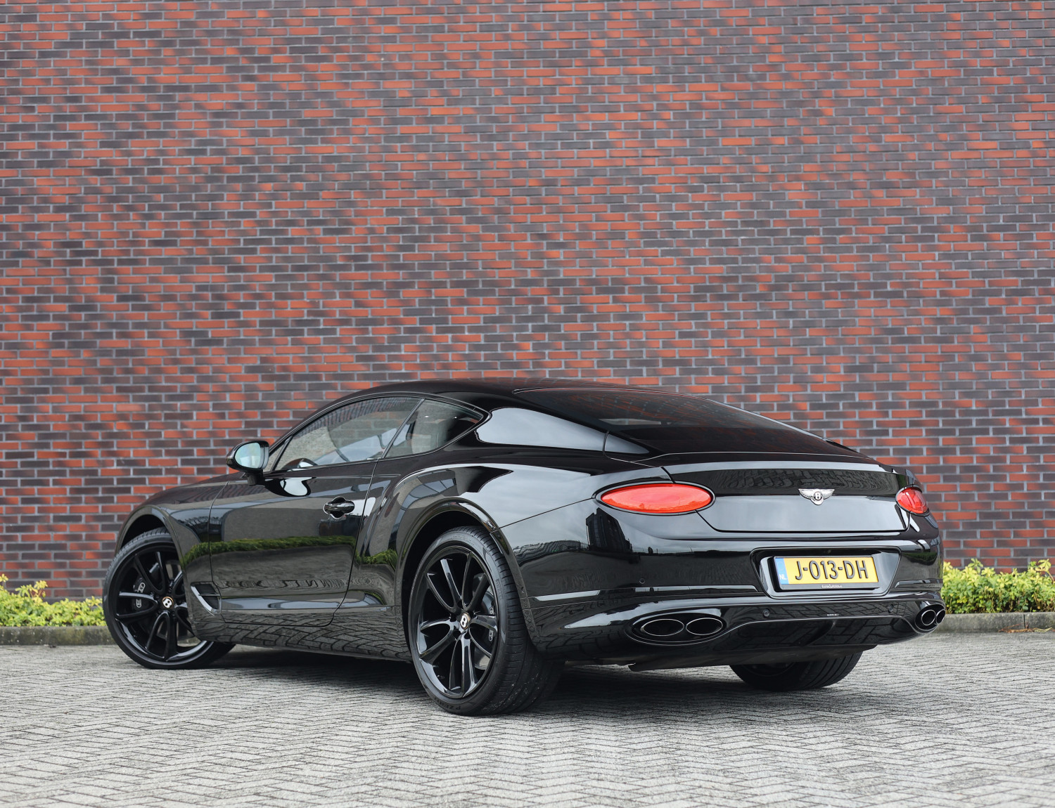 Bentley Continental GT 4.0 V8