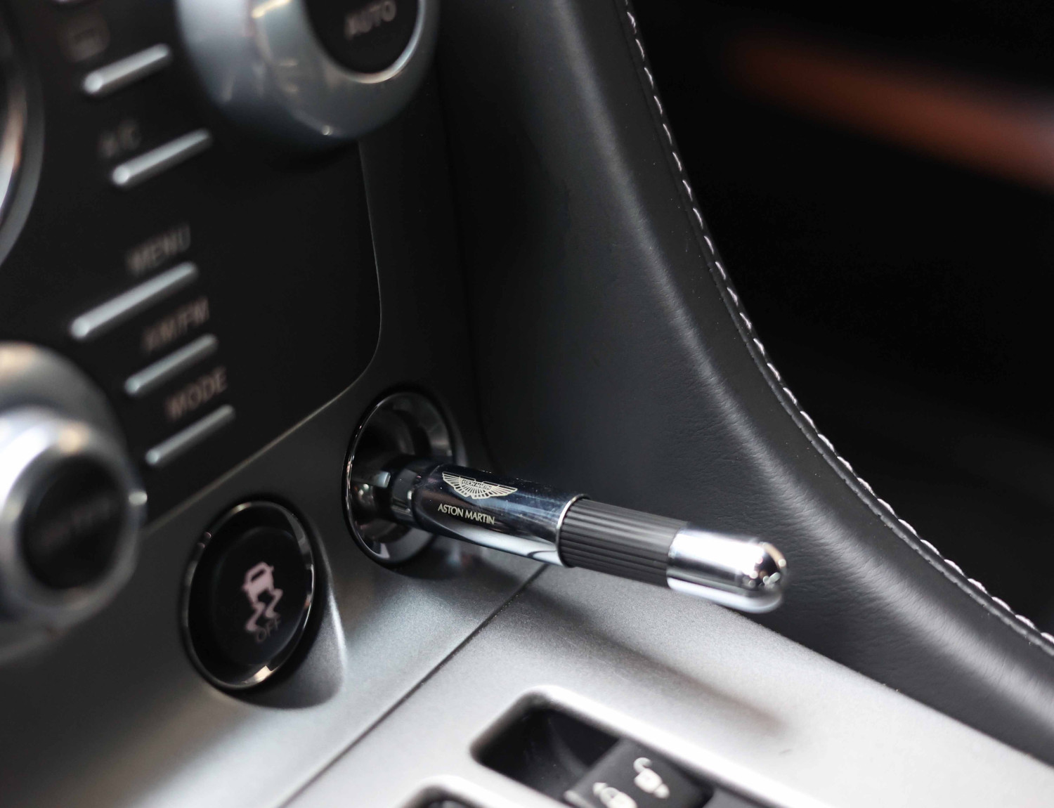 Aston Martin DB9 Volante 5.9 V12 Touchtronic
