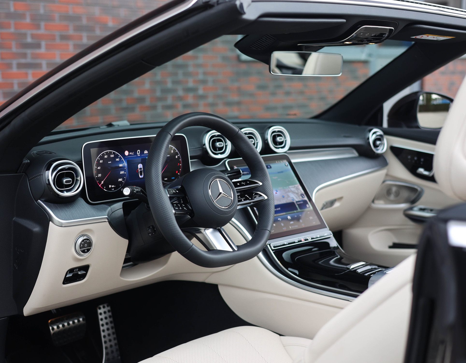 Mercedes-Benz CLE Cabriolet 300 4MATIC AMG Line