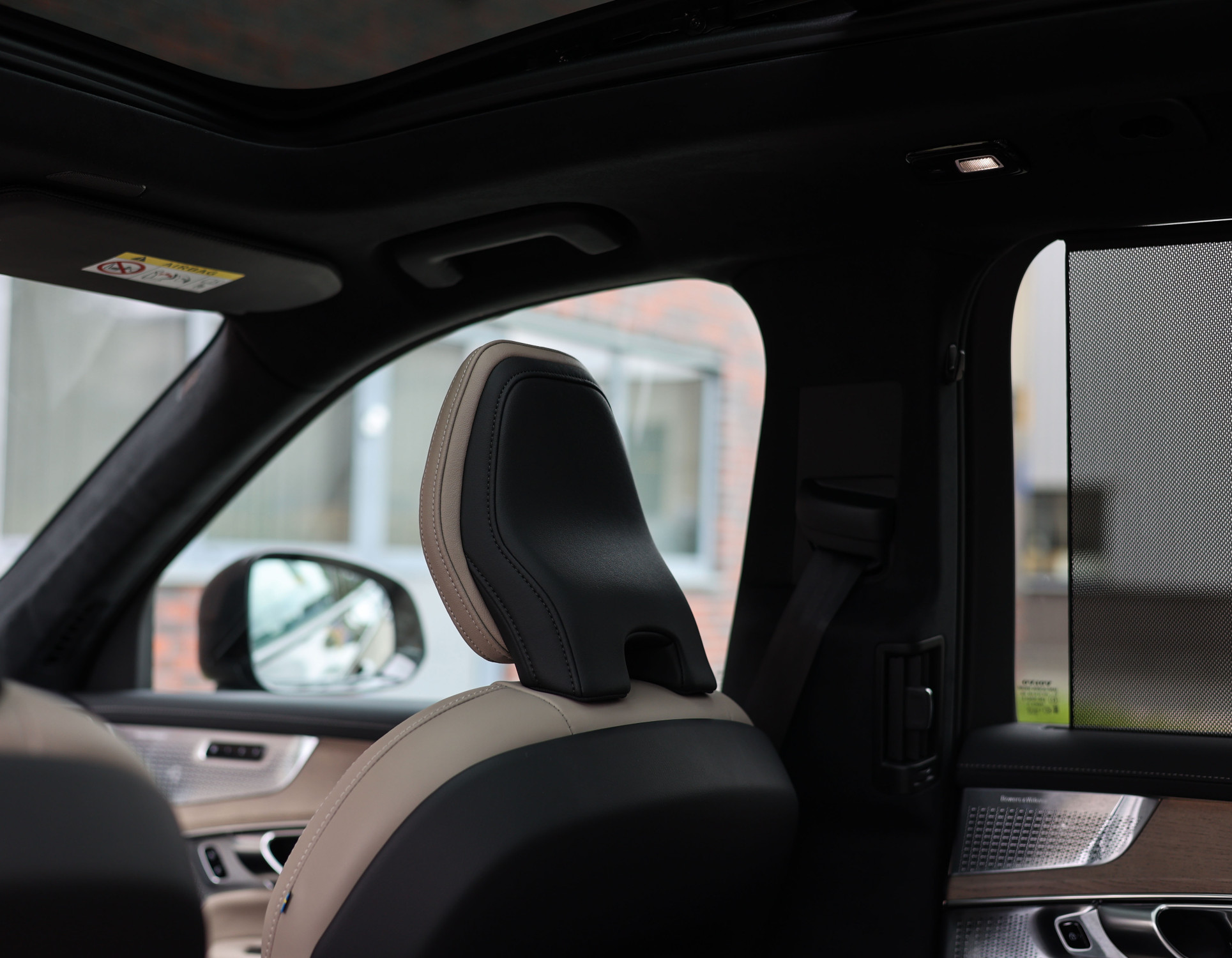 Volvo XC90 T8 AWD Ultra Dark