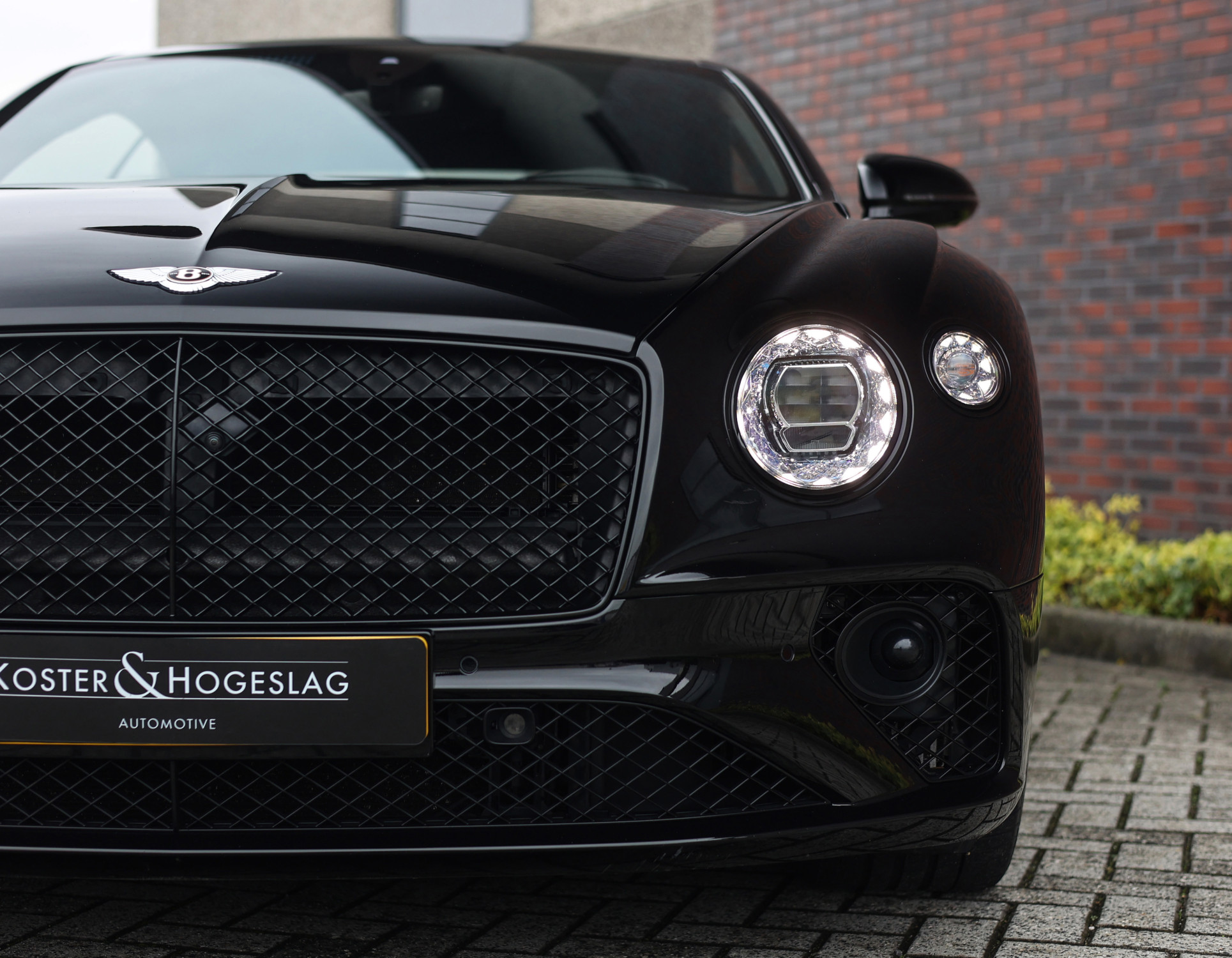 Bentley Continental GT 4.0 V8