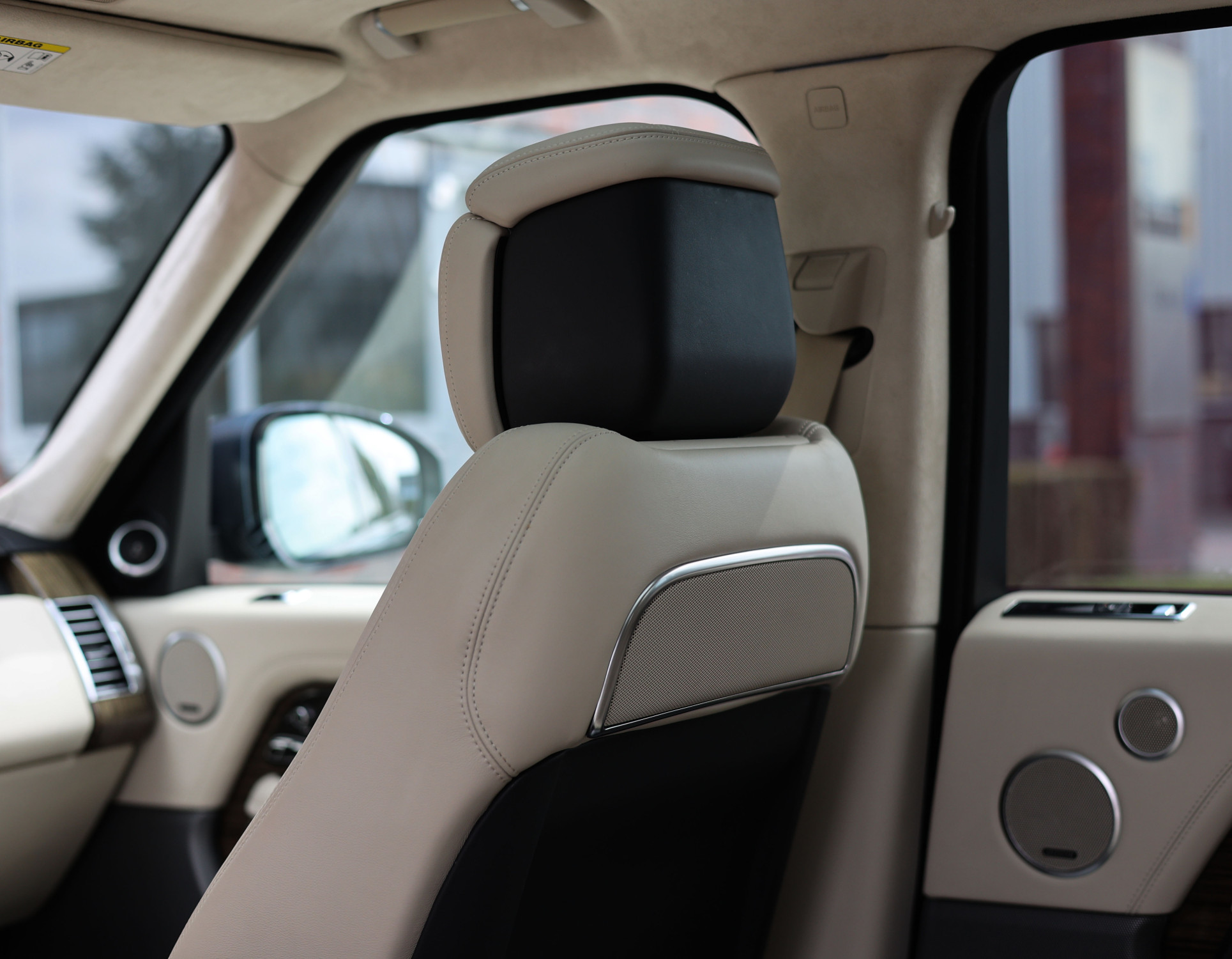 Land Rover Range Rover P400e Autobiography