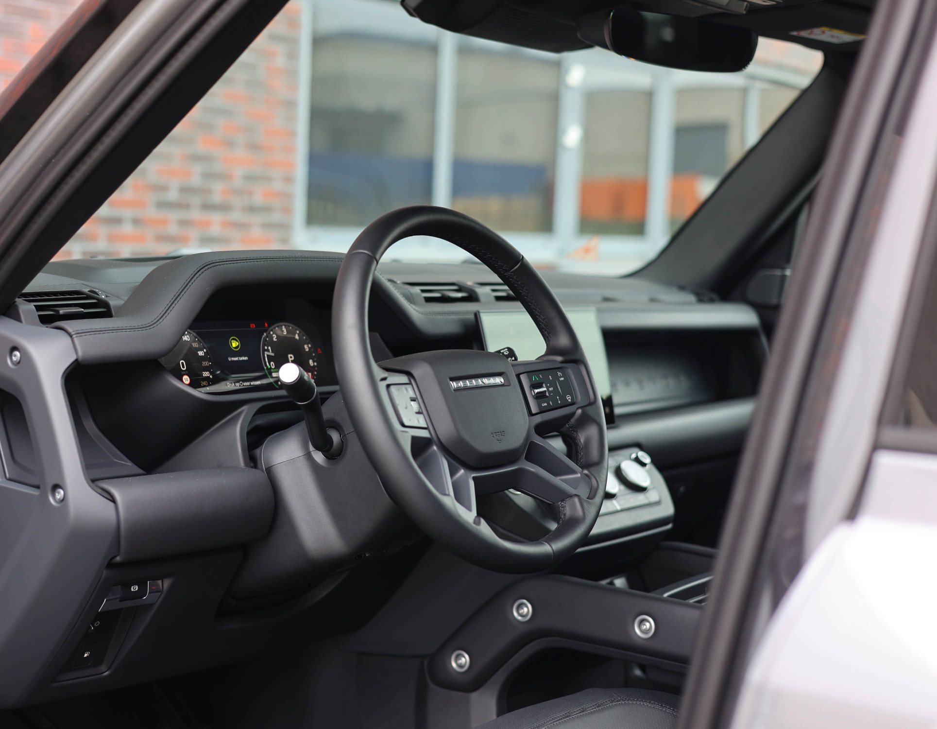 Land Rover Defender 110 P400e 110 X-Dynamic HSE