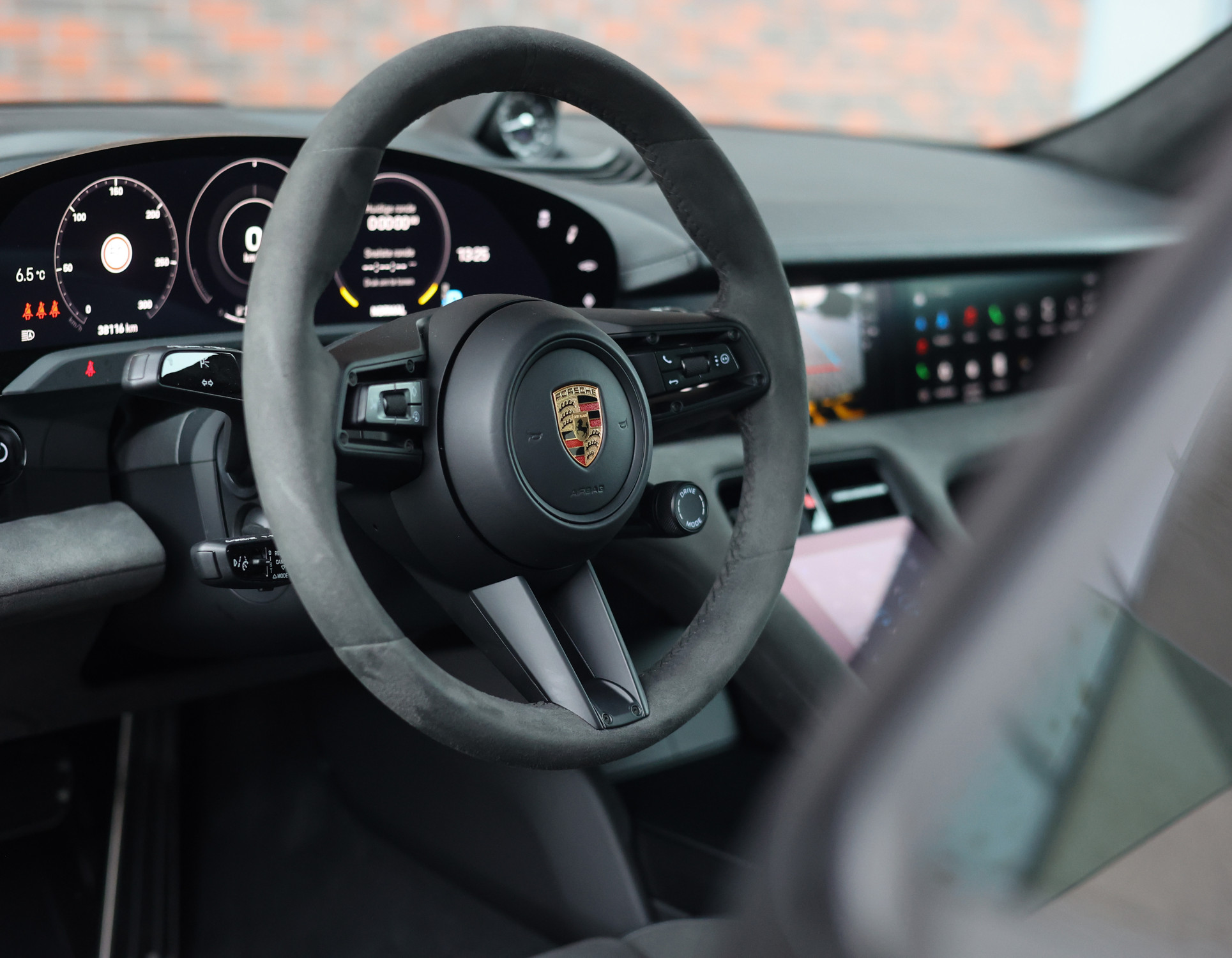 Porsche Taycan GTS 93 kWh