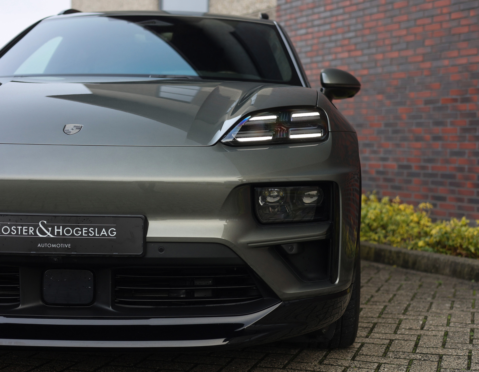 Porsche Macan Turbo Electric 100 kWh